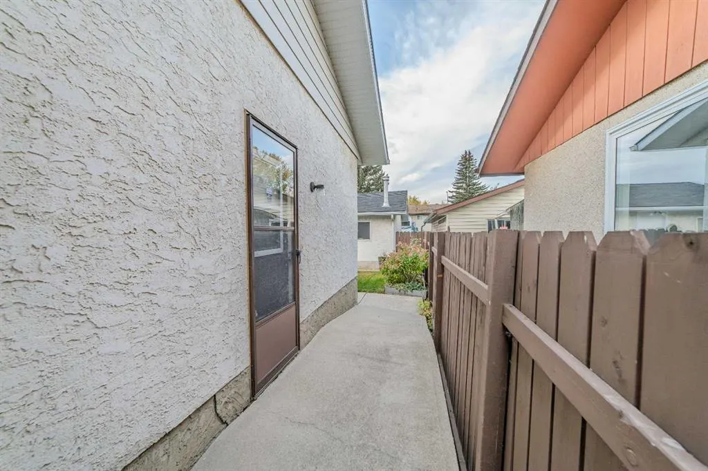 128 Maitland Road NE