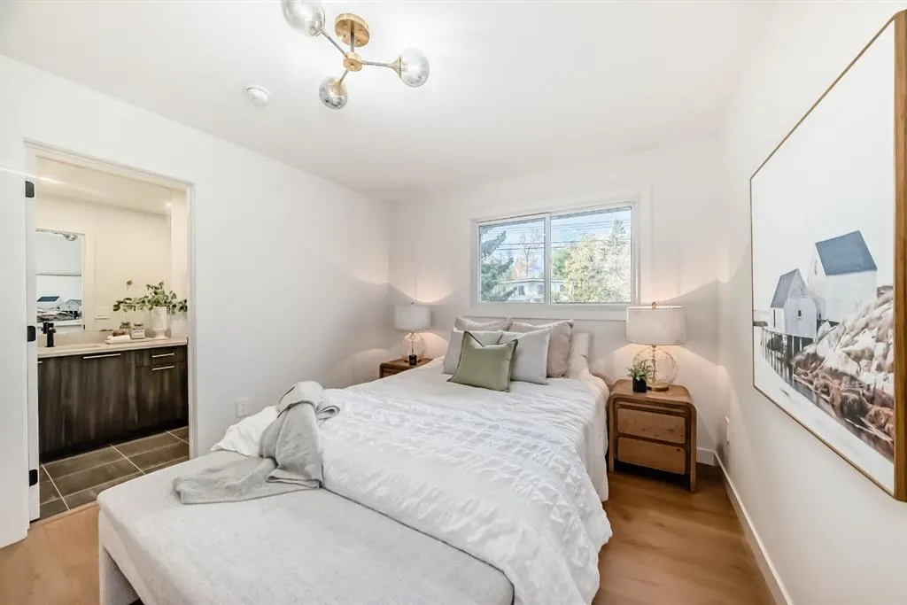 26 Dalgetty Place NW