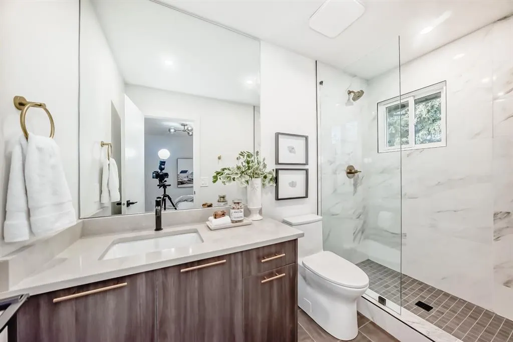 26 Dalgetty Place NW