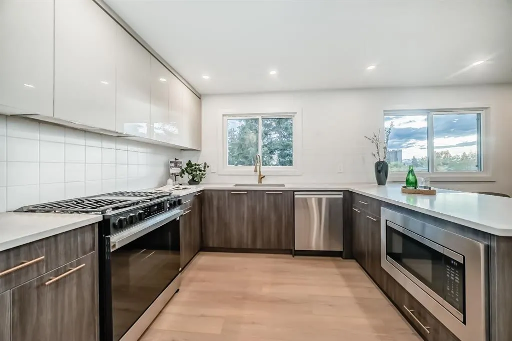 26 Dalgetty Place NW