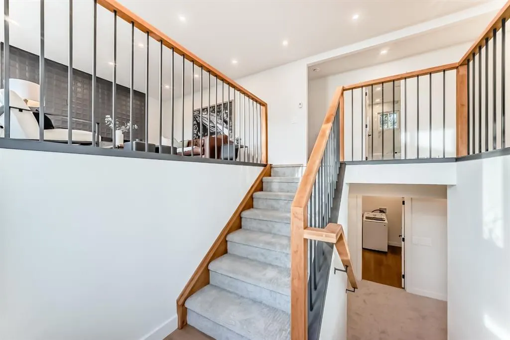 26 Dalgetty Place NW
