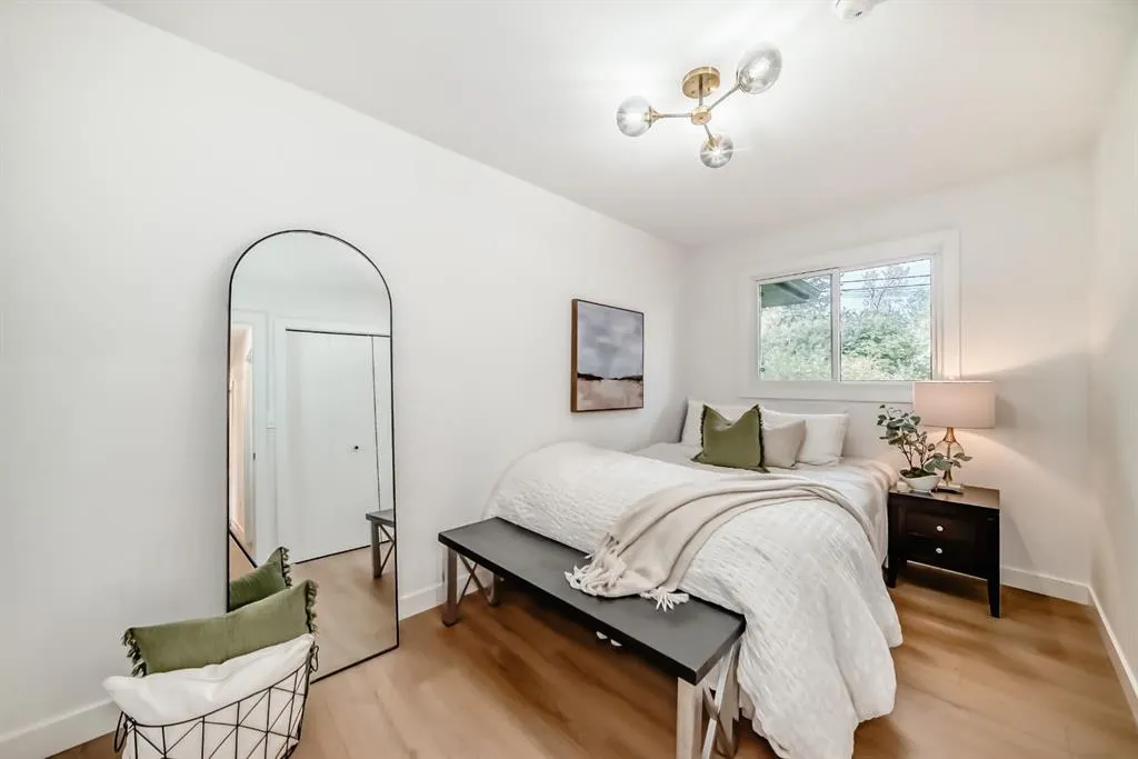 26 Dalgetty Place NW