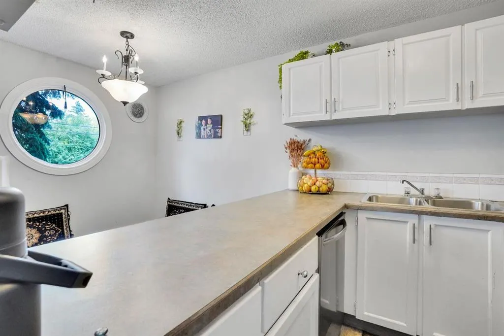 110 20 Avenue NE, #109