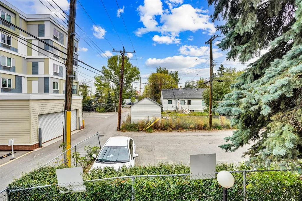 110 20 Avenue NE, #109