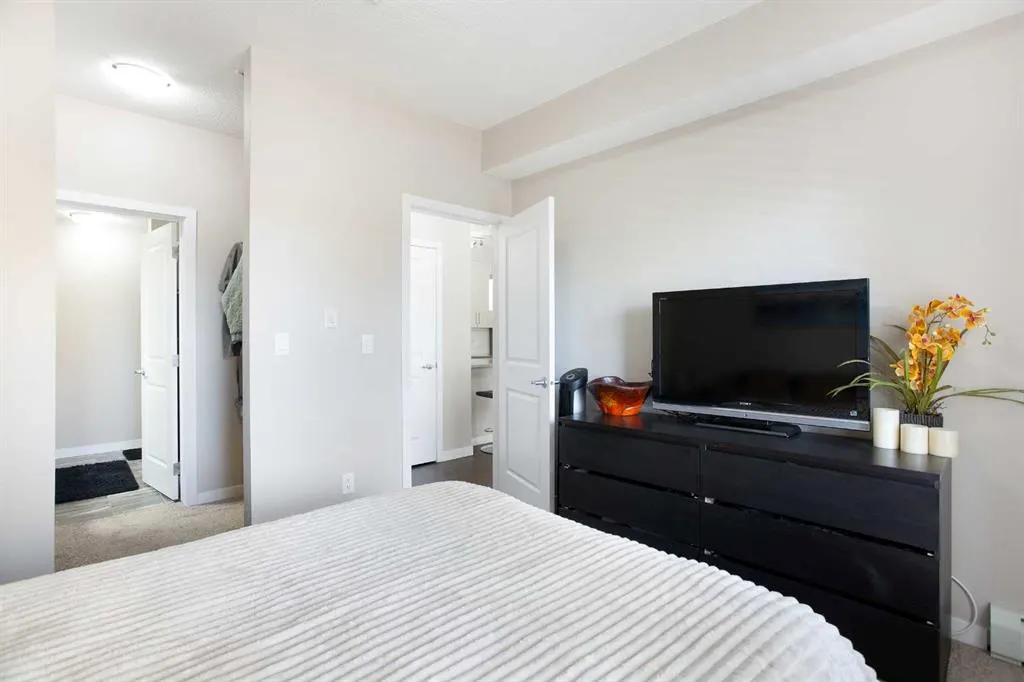 200 Cranfield Common SE, #112