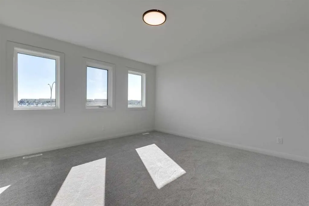 268 Dawson Wharf Crescent