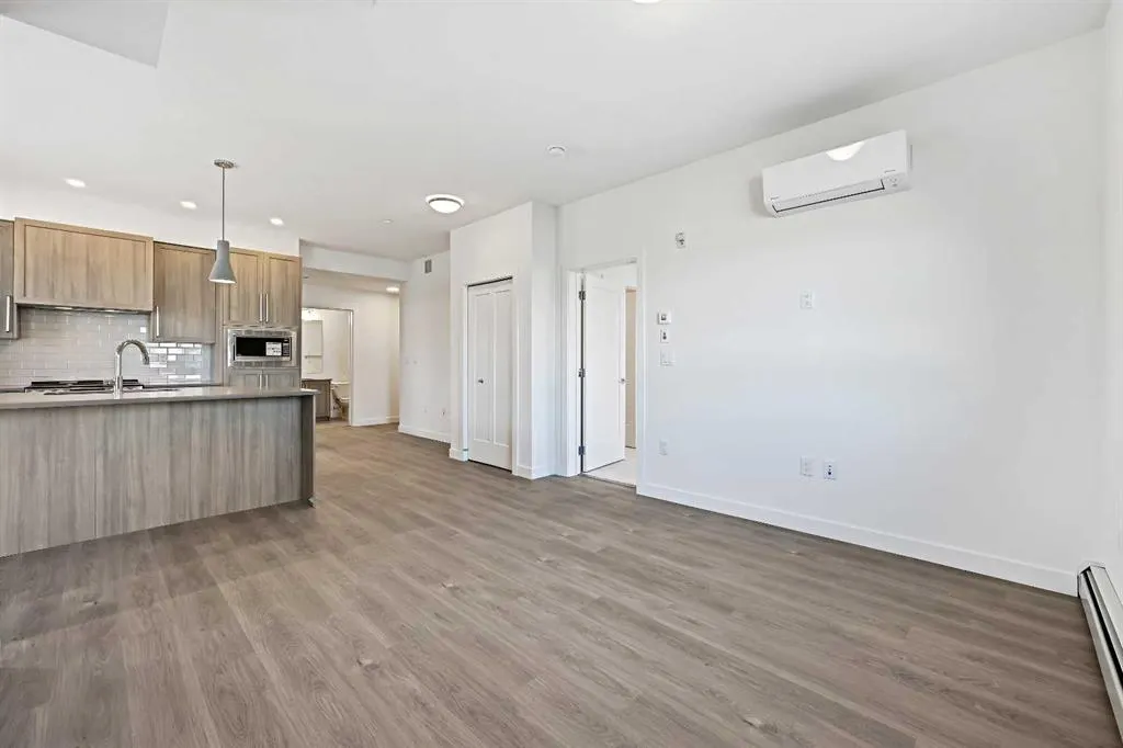 520 Reynolds Avenue SW, #1102