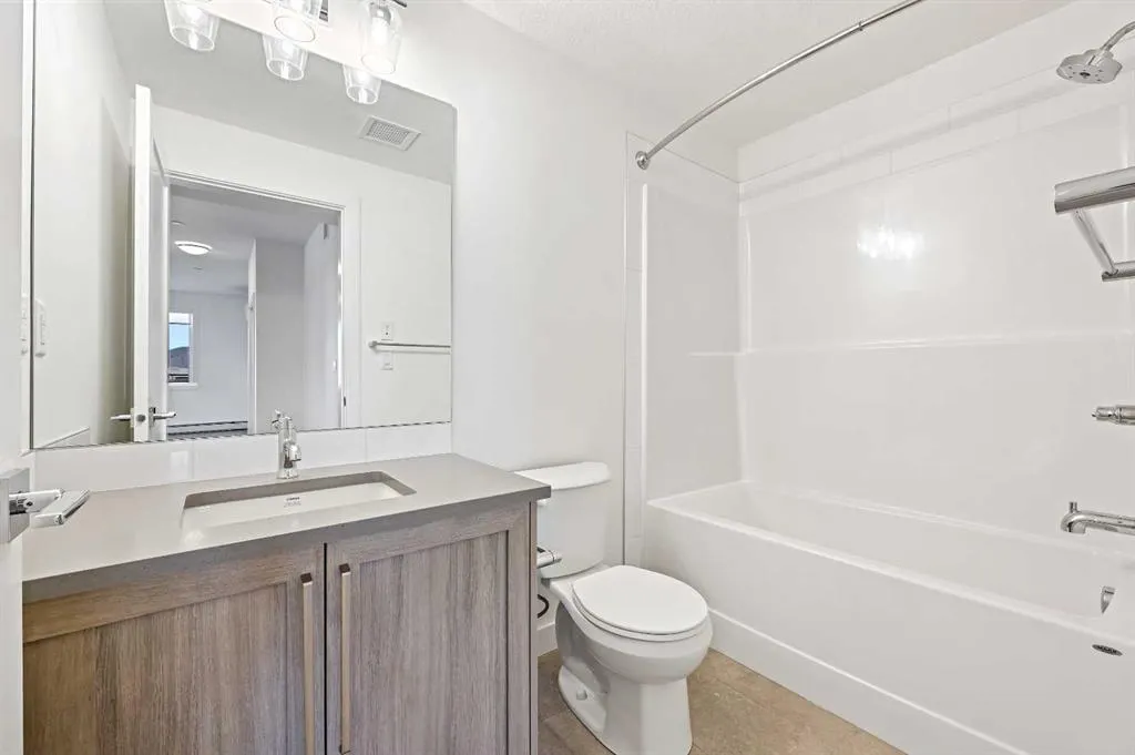 520 Reynolds Avenue SW, #1102