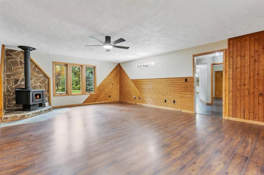 390055 Range Road 7-0
