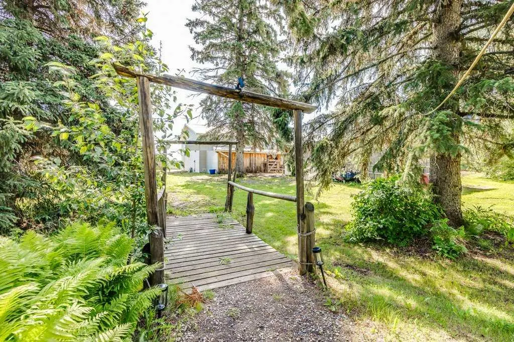 363044 Range Road 5-1