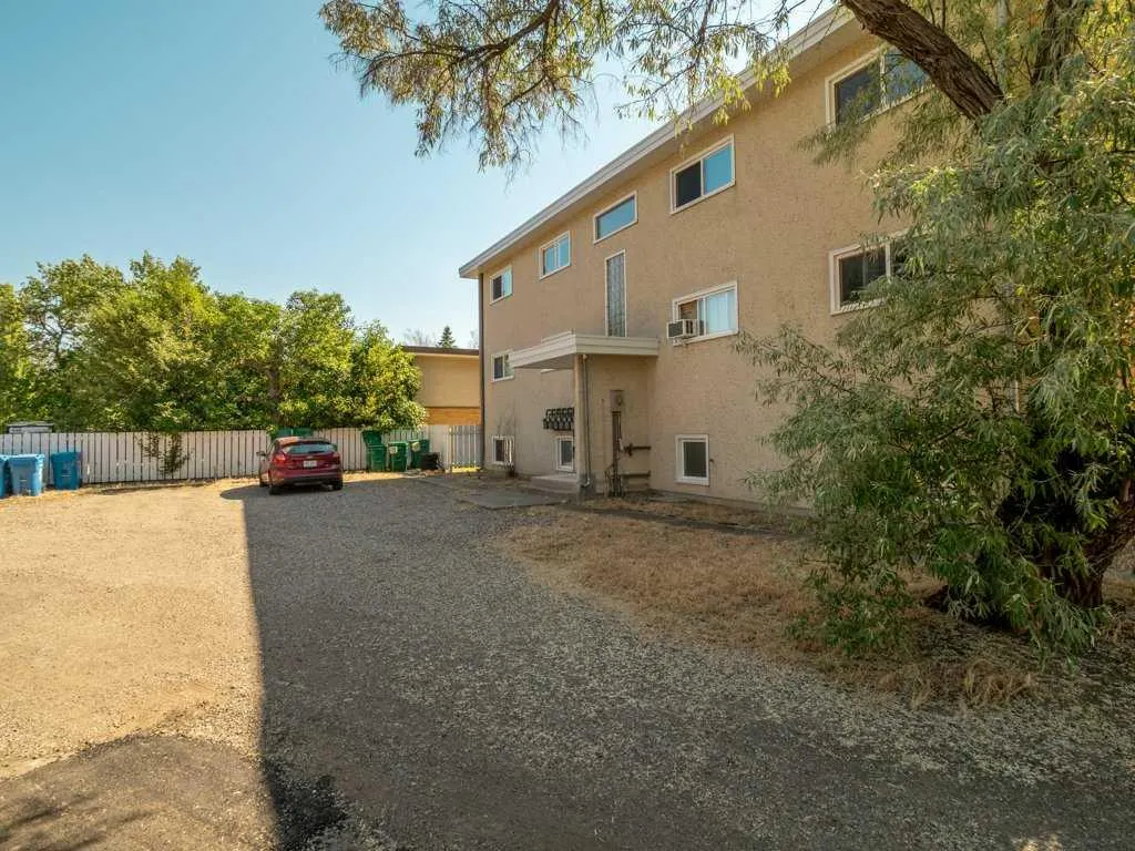 2240 Mayor Magrath Drive S, #2