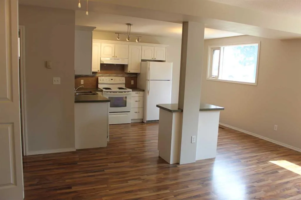 2240 Mayor Magrath Drive S, #2