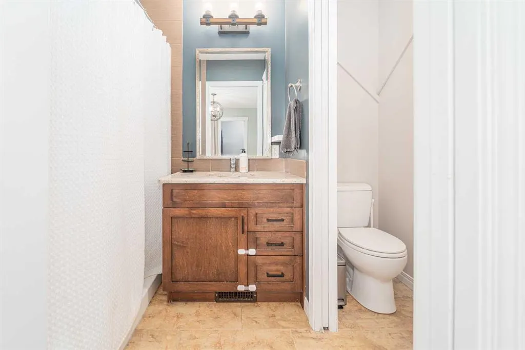 227 Mt Sundial Court W