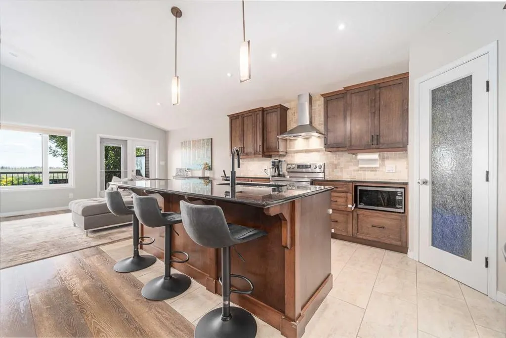 227 Mt Sundial Court W