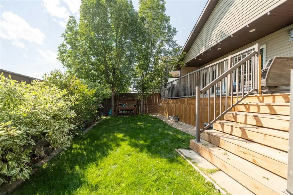 227 Mt Sundial Court W