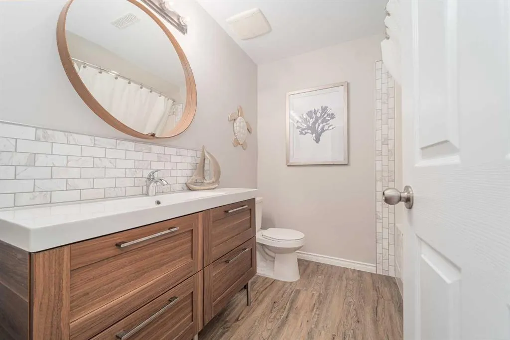 227 Mt Sundial Court W