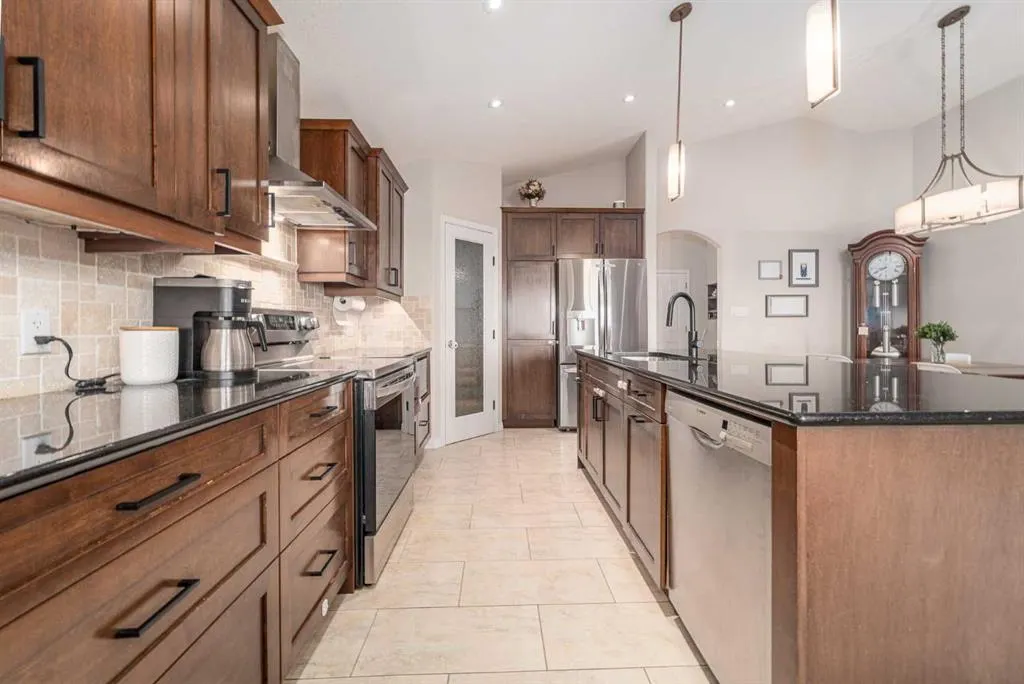 227 Mt Sundial Court W