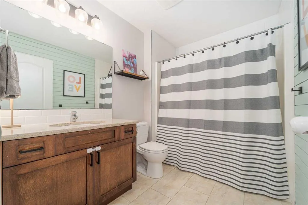 227 Mt Sundial Court W