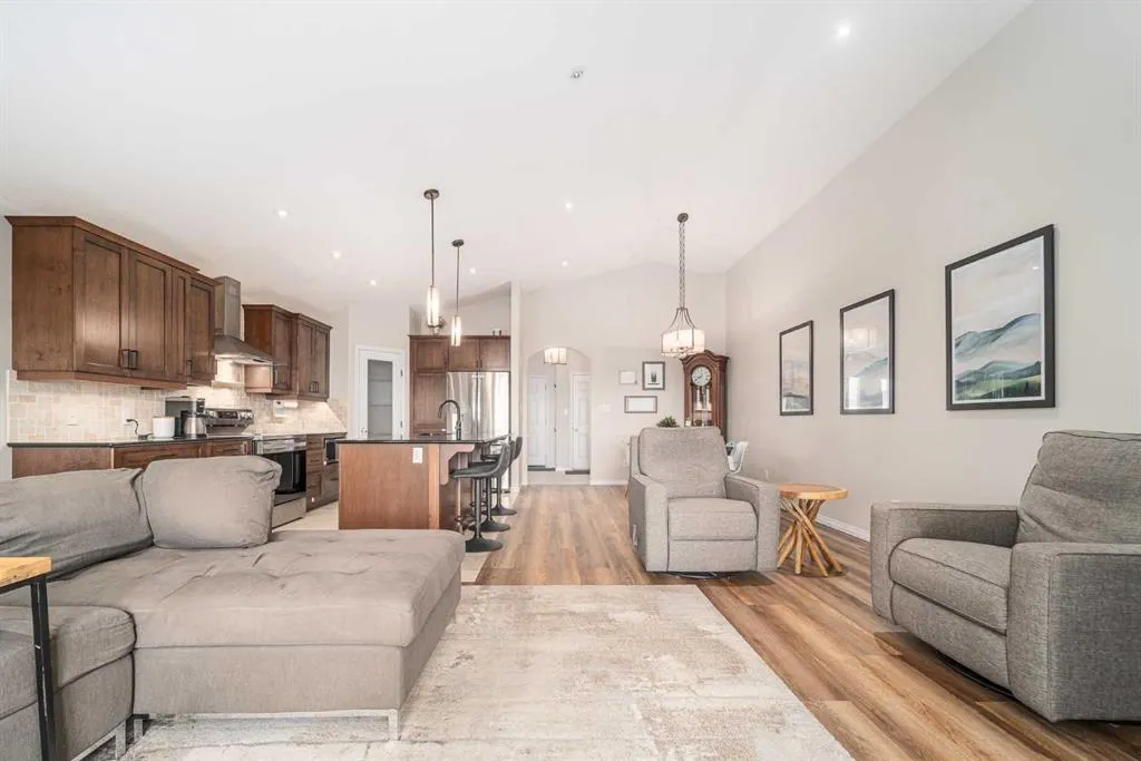 227 Mt Sundial Court W