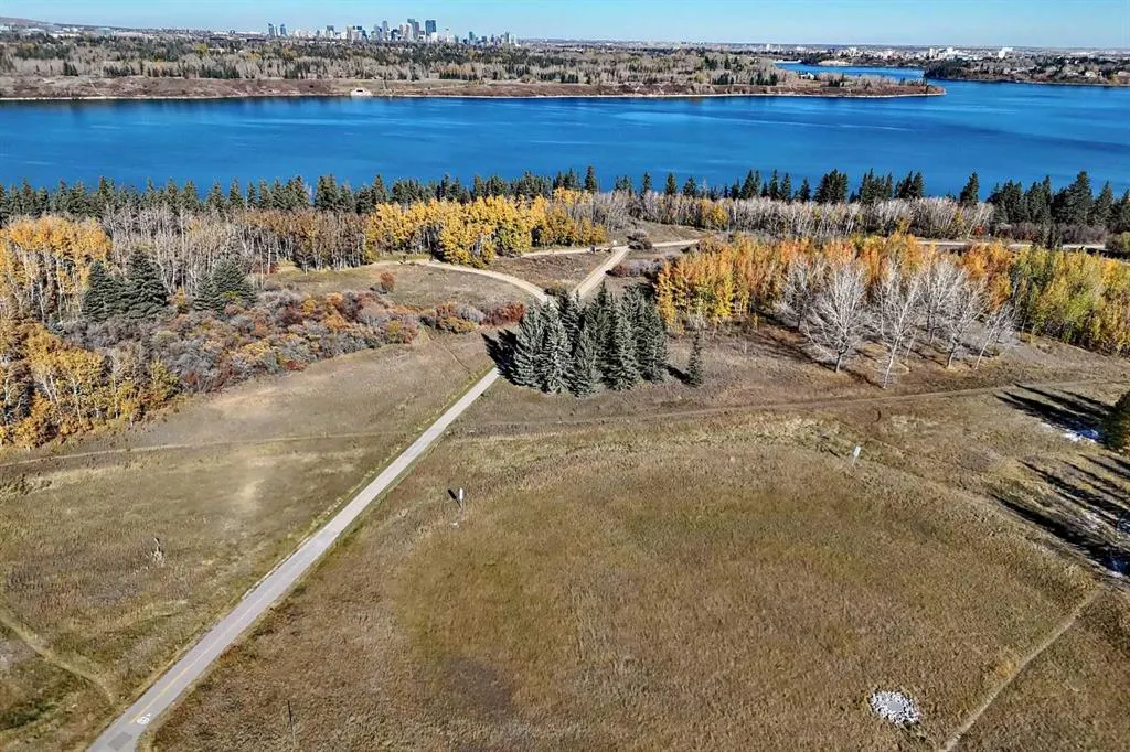 35 Oakmount Court SW, #9