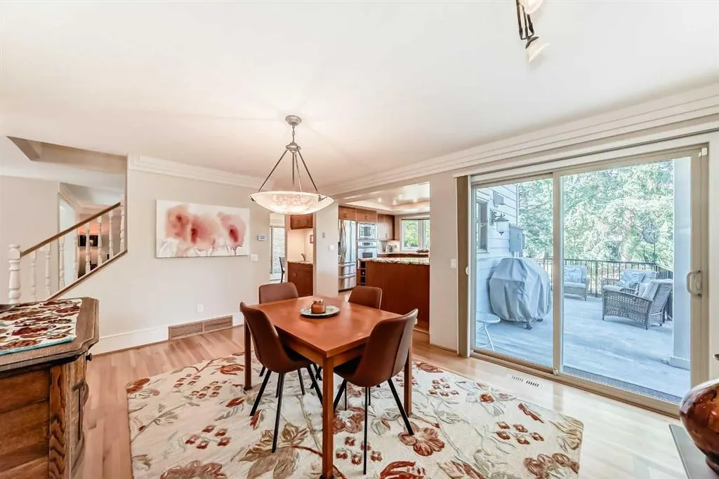 35 Oakmount Court SW, #9