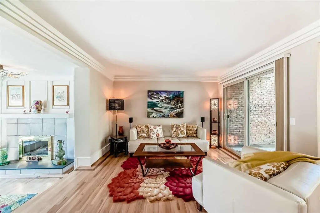 35 Oakmount Court SW, #9