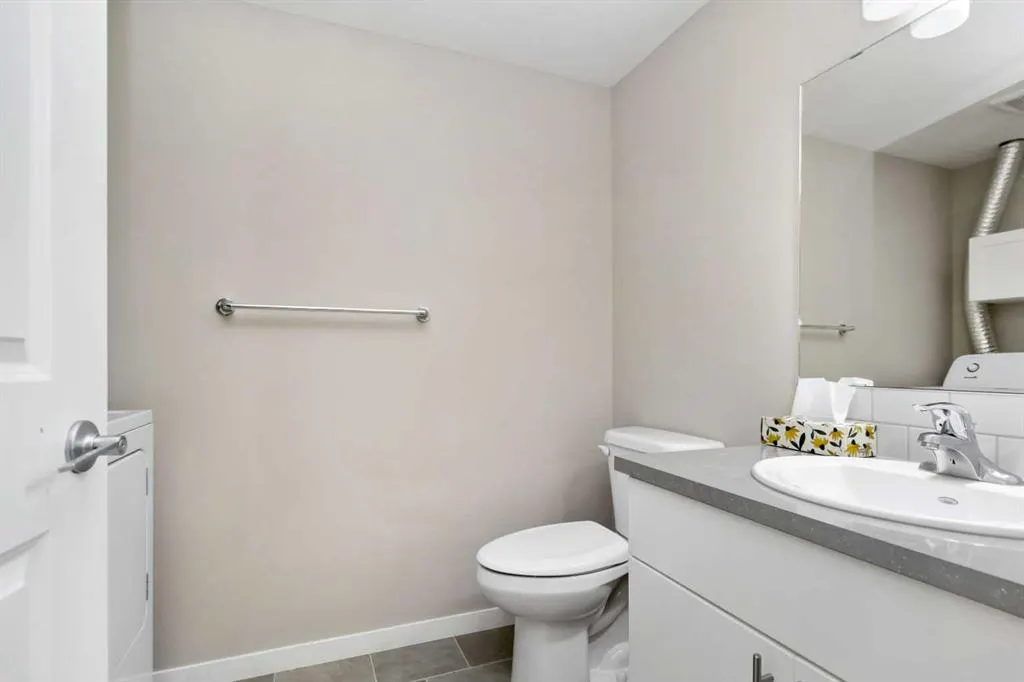 201 Abasand Drive, #712