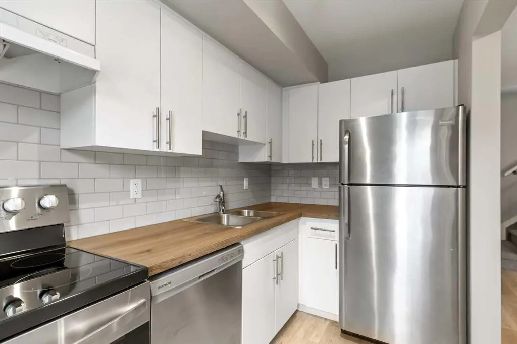 201 Abasand Drive, #712