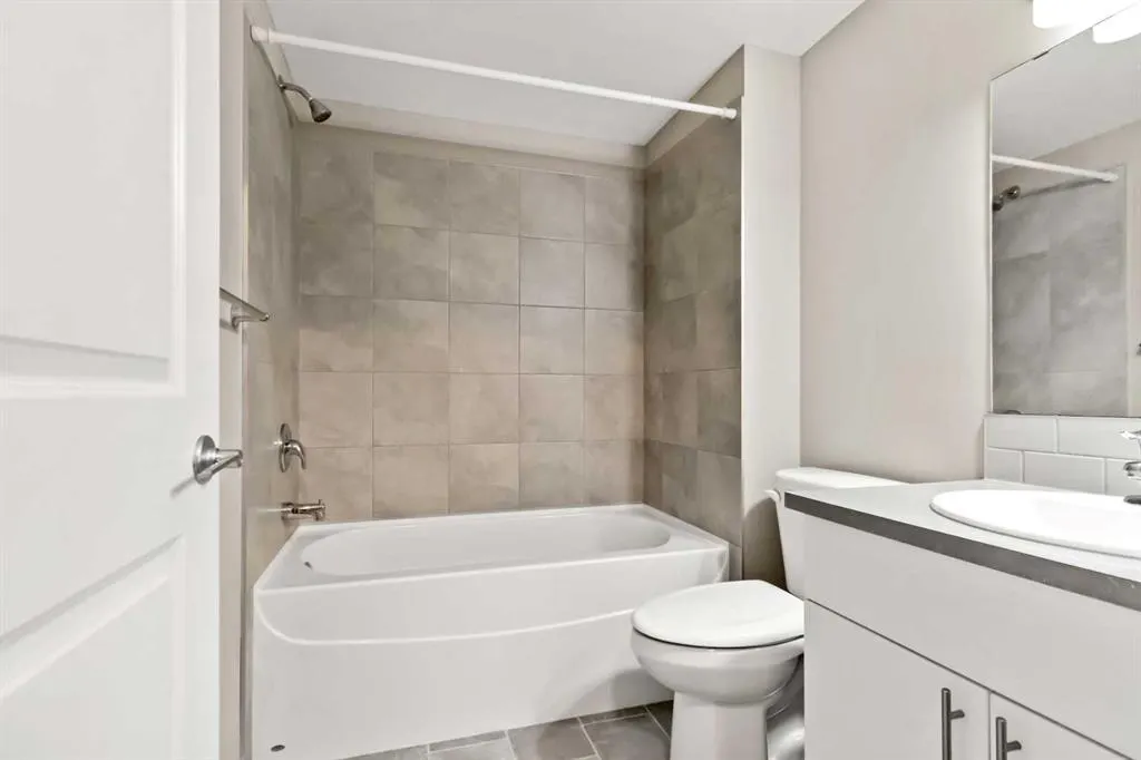 201 Abasand Drive, #712
