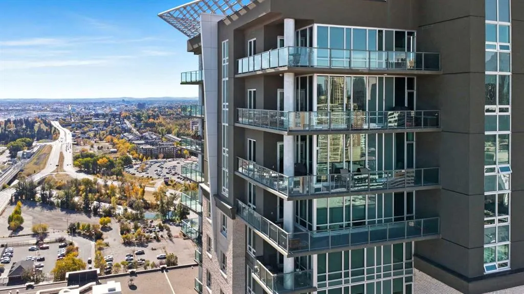 210 15 Avenue SE, #3204