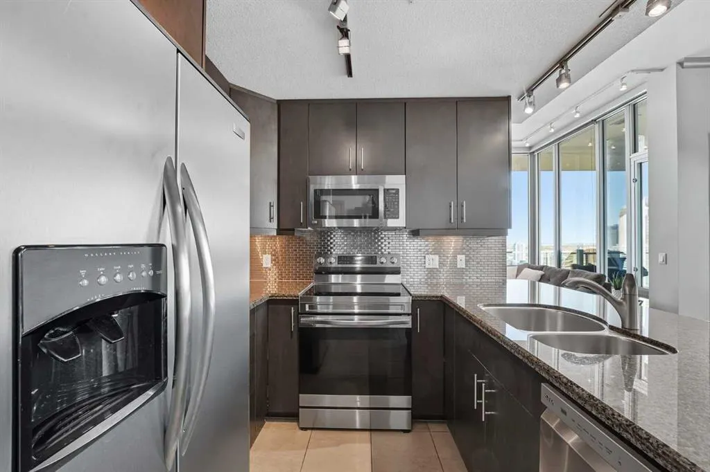 210 15 Avenue SE, #3204