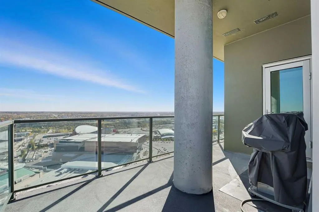 210 15 Avenue SE, #3204