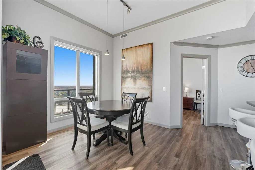 210 15 Avenue SE, #3204