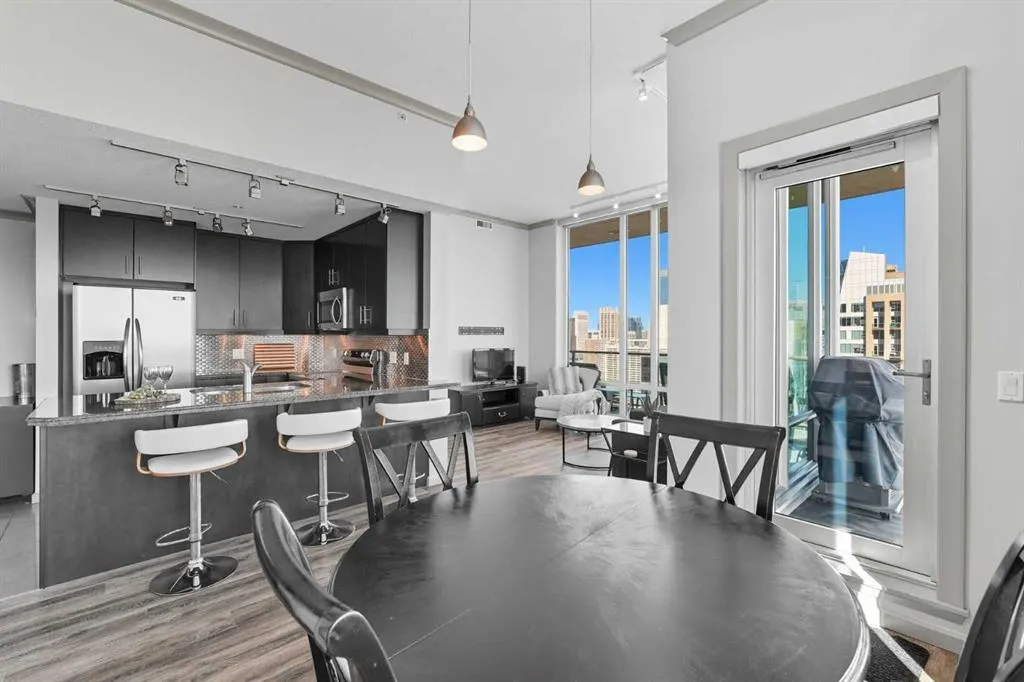 210 15 Avenue SE, #3204