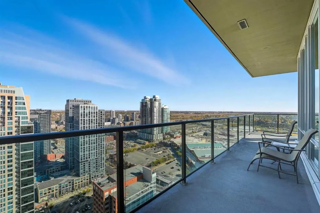 210 15 Avenue SE, #3204