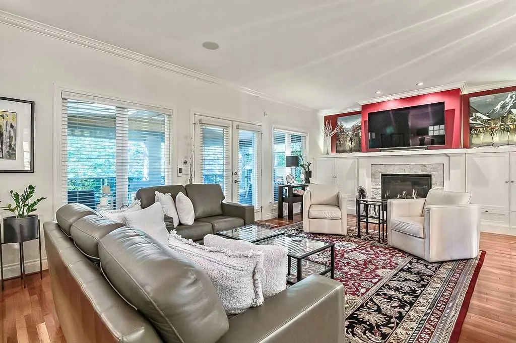 43 Aspen Meadows Green SW