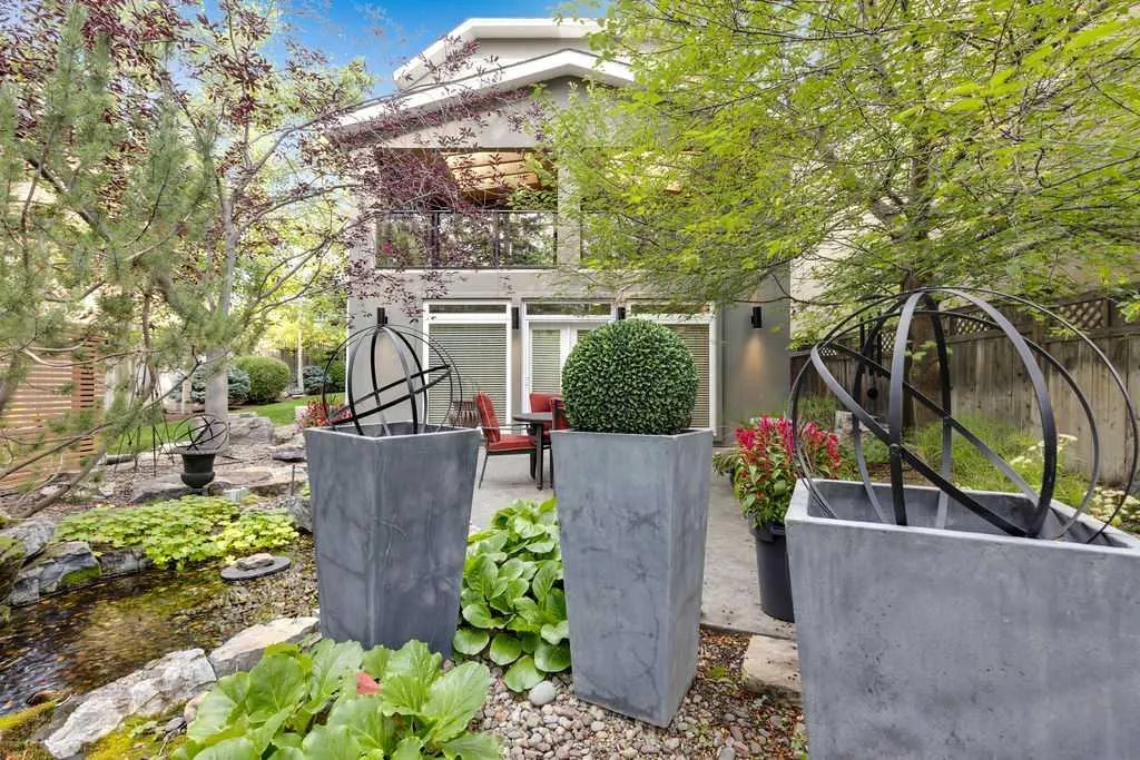 43 Aspen Meadows Green SW