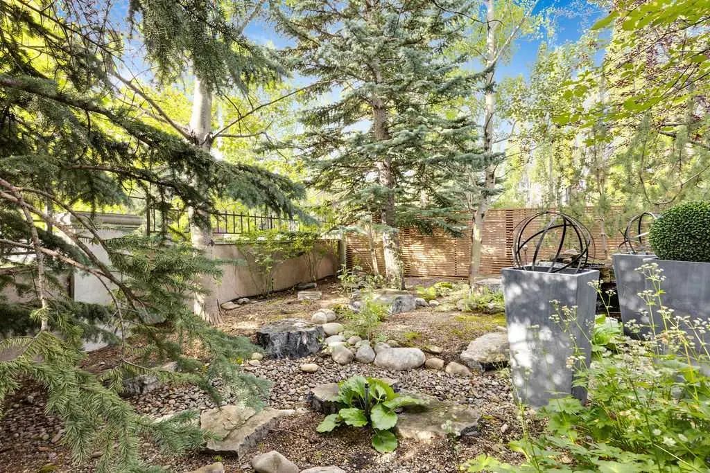 43 Aspen Meadows Green SW