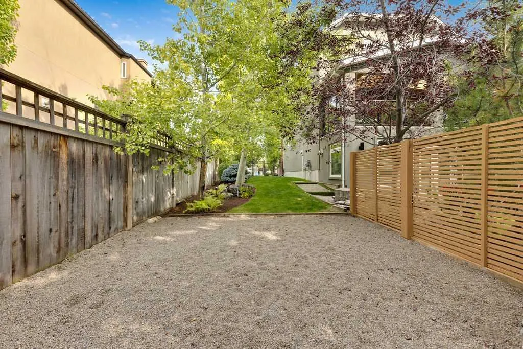 43 Aspen Meadows Green SW