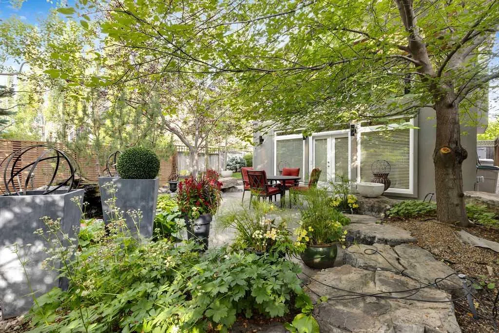 43 Aspen Meadows Green SW