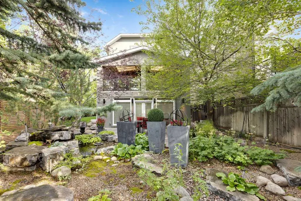 43 Aspen Meadows Green SW