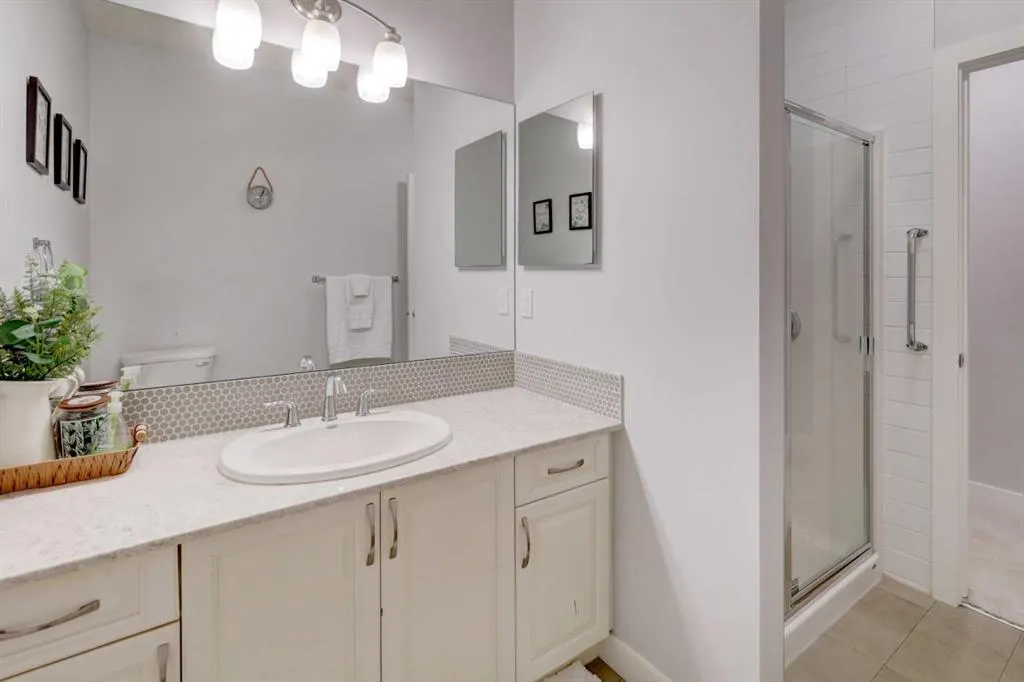 213 Kingsmere Cove SE
