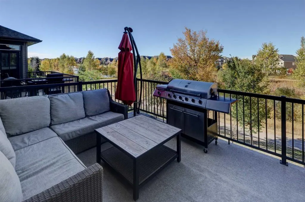 213 Kingsmere Cove SE