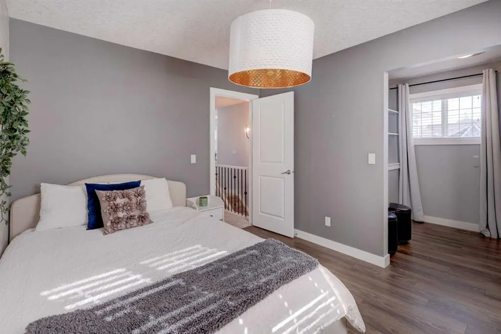 213 Kingsmere Cove SE