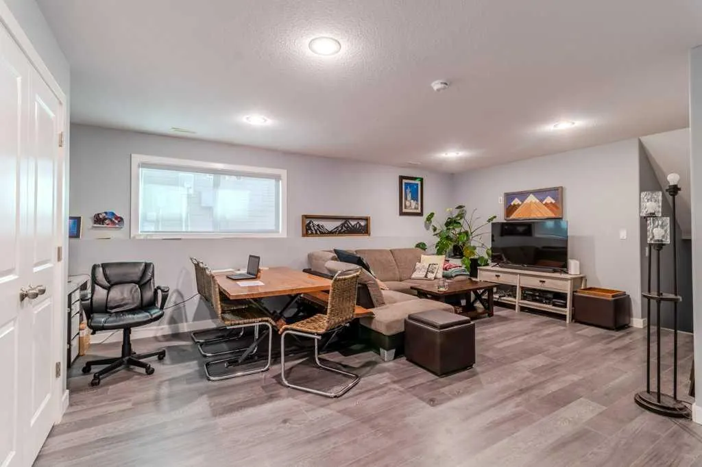 43 Windermere Close