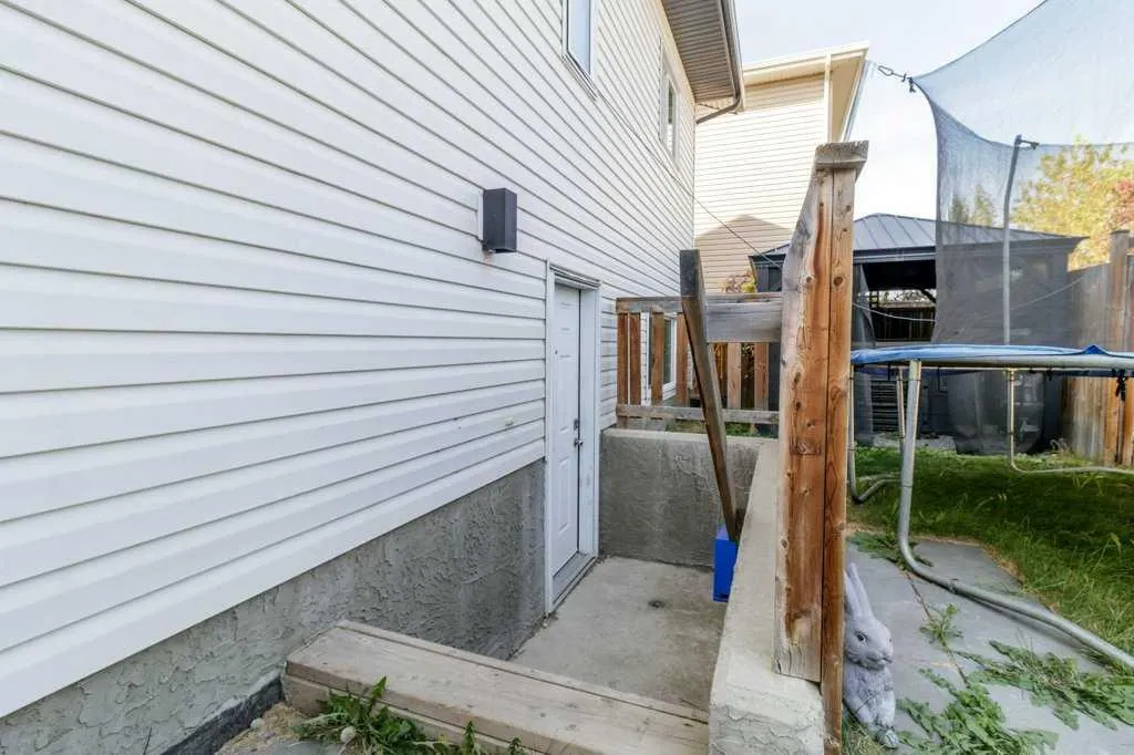 43 Windermere Close