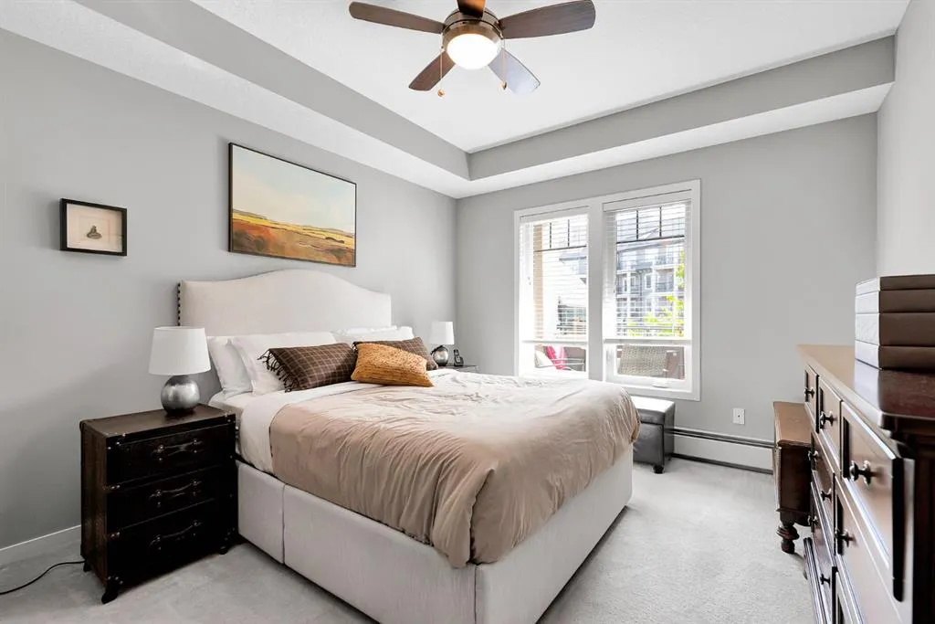 20 Mahogany Mews SE, #201