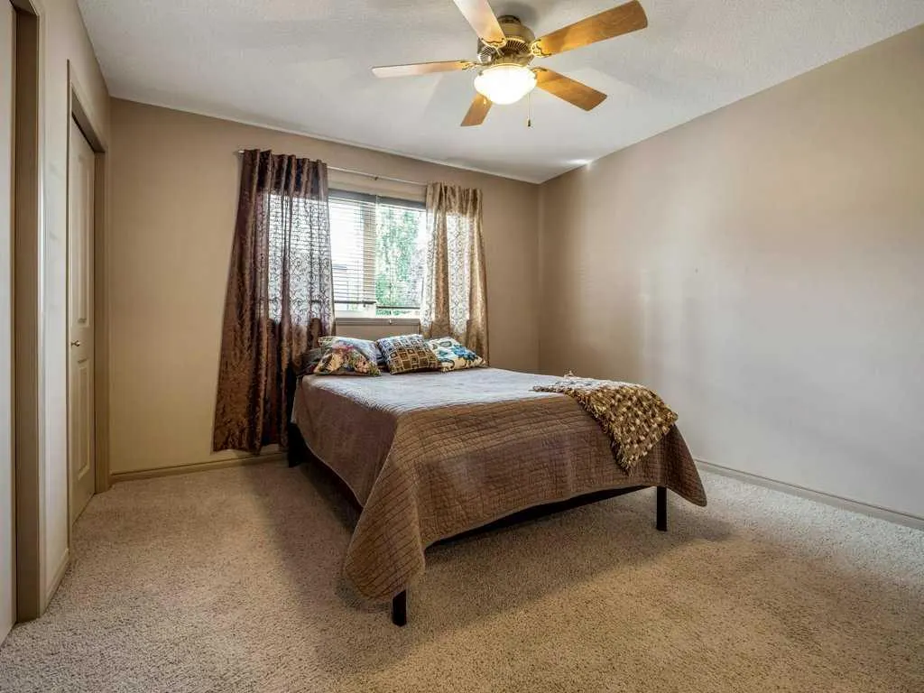 48 Aberdeen Road W