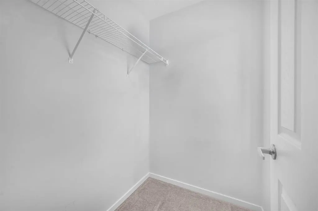 151 Carringham Way NW