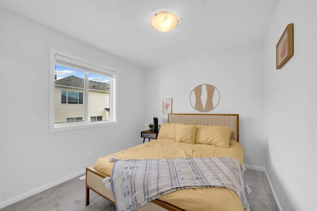 151 Carringham Way NW